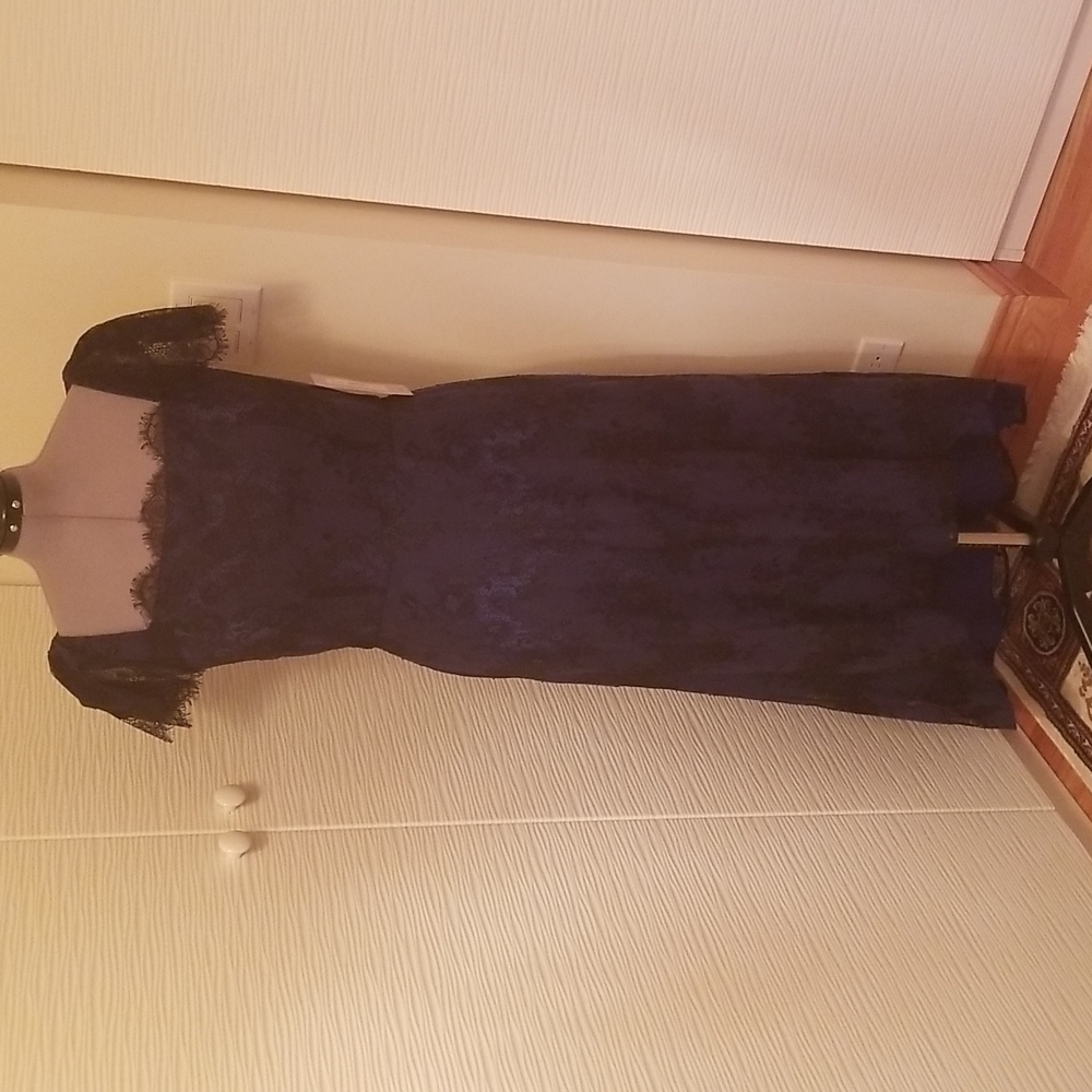 J S COLLECTIONS NAVY DRESS WITH BLACK LACE OVERLAY SIZE 10